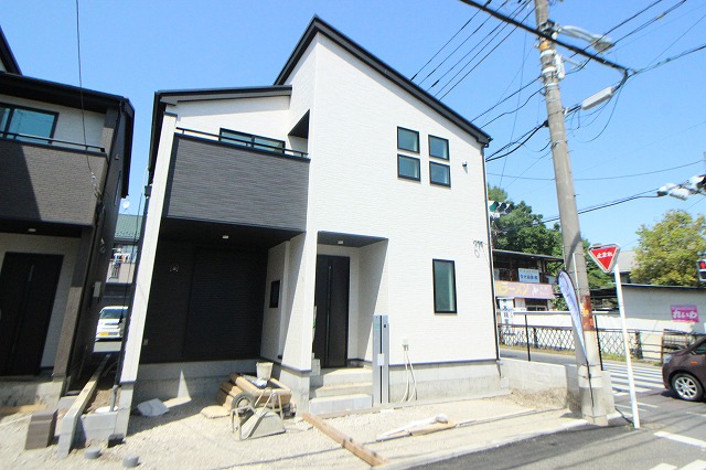 【八王子駅・新築分譲住宅】八王子市四谷町2号棟 ◎WIC・パントリー・床暖房有《完成済》《即日内覧可》《写真充実》